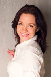 Елена Лагутина