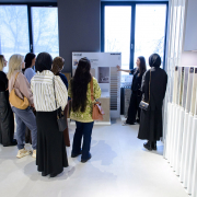 От теории к практике: студенты IDS познакомились с новинками керамики в шоуруме БОМОНД