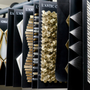 От теории к практике: студенты IDS познакомились с новинками керамики в шоуруме БОМОНД