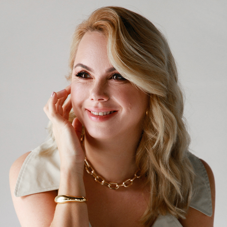 ЕЛЕНА КРЫЛОВА